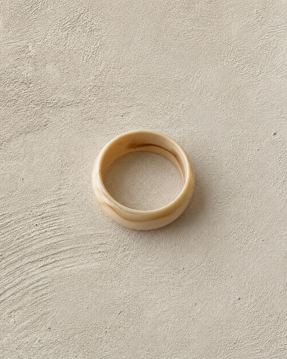 Dervinė apyrankė Latte